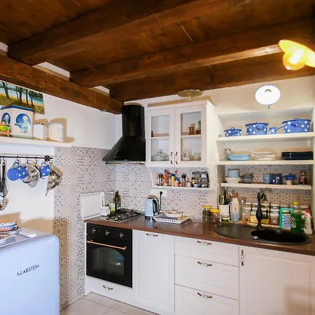 Apartment Seaside 4 Stars Bacina