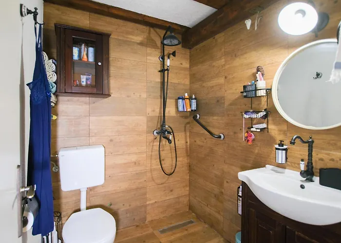 Seaside 4 Stars * Bacina